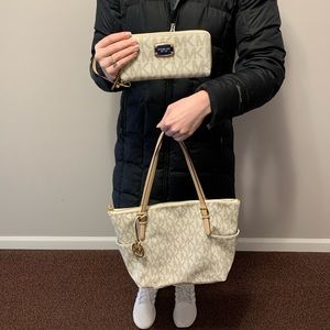 MK Purse & Wallet